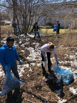 smartprint team members at leaside spur trail for corporate 20 minute makeover